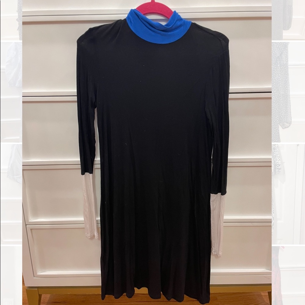Very good condition BCBG maxazria dress!!